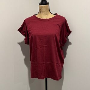 NWT Zenana Outfitters Plus Size Short Sleeve Crew Tee - Cabernet